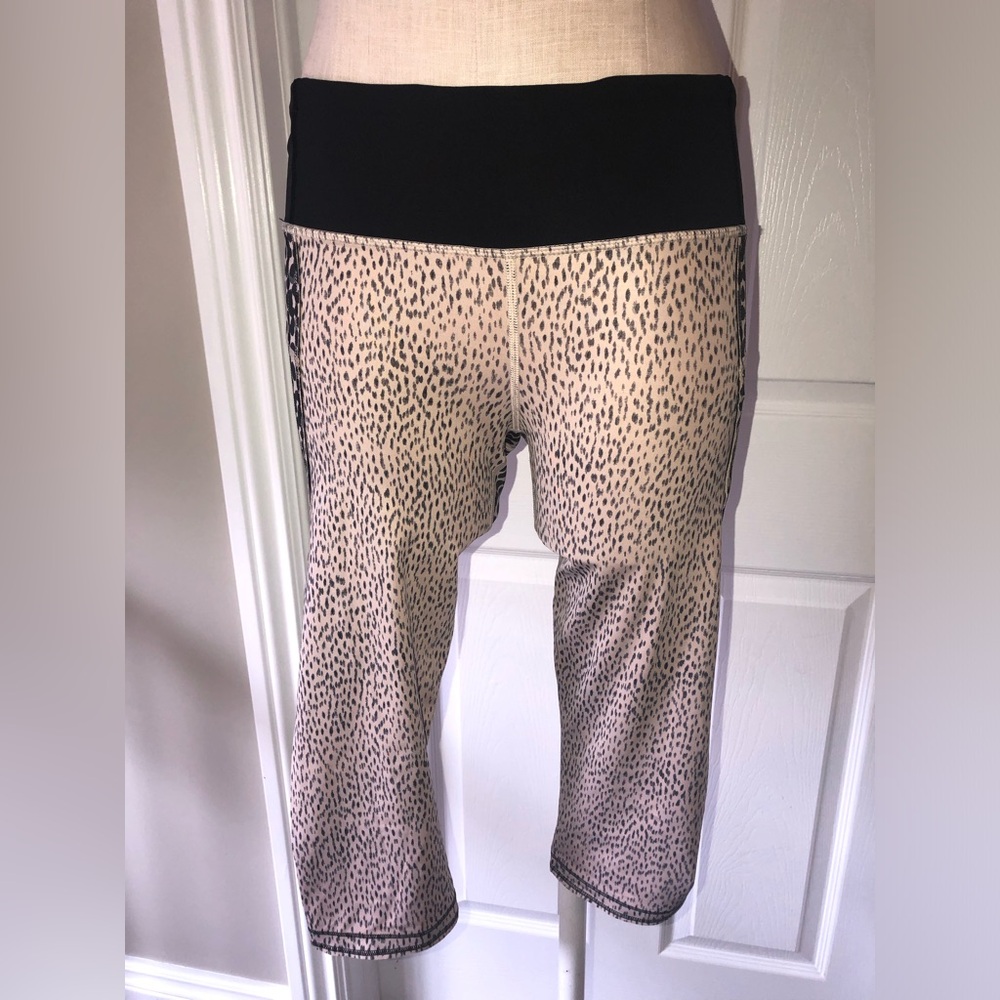 Lululemon Athletica Animal Print Capri Leggings